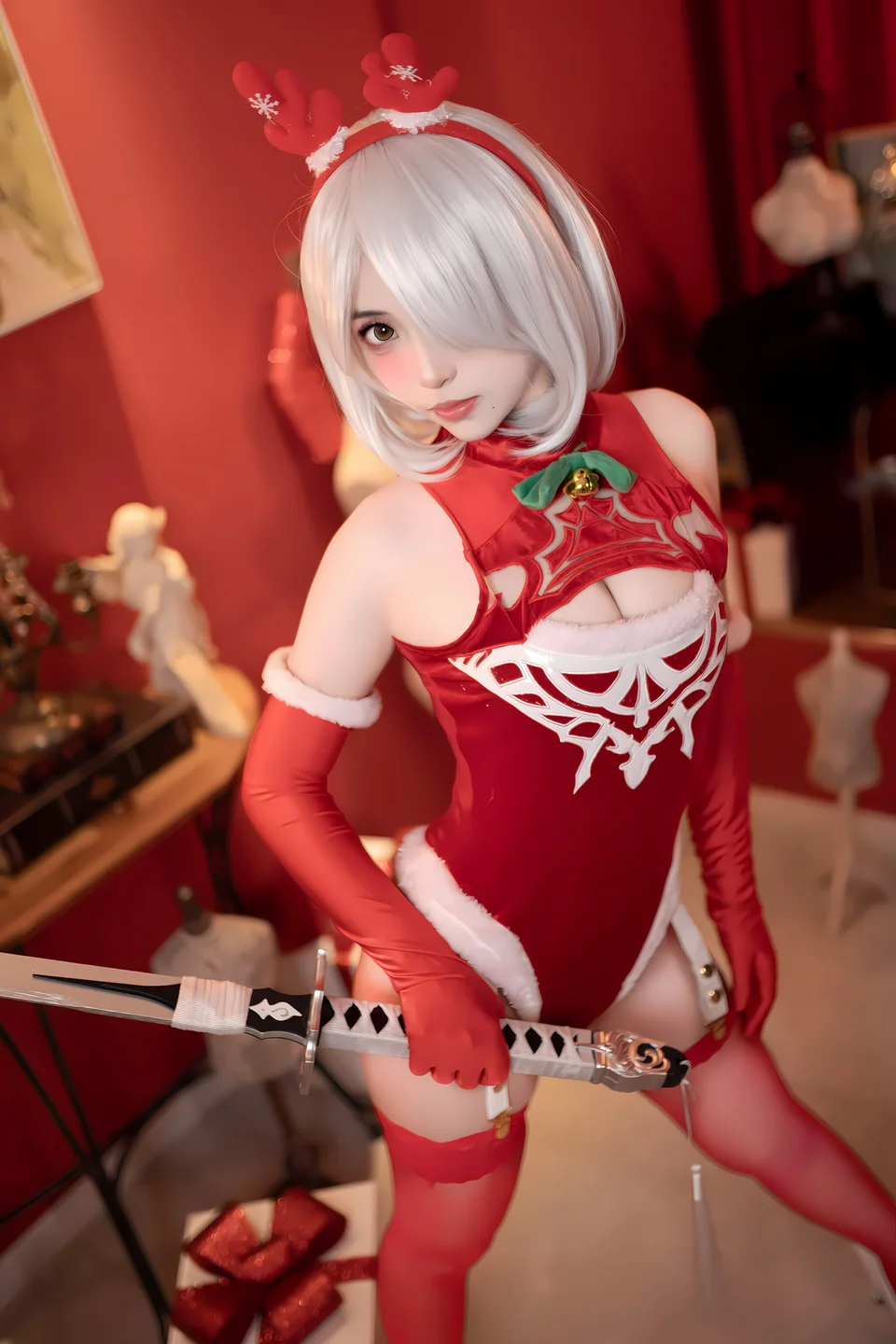 Bangni邦尼 - 圣诞尼尔 红裙御姐 [132P,3V-966MB] tg@simisebaisi 【丝足阁】047.webp